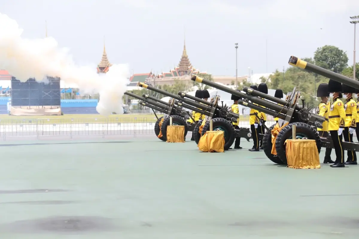 12 ส.ค. "3 เหล่าทัพ"ยิงสลุต 21 นัดเฉลิมพระเกียรติ"สมเด็จพระพันปีหลวง"