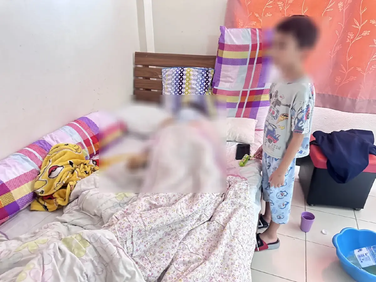 สุดเศร้า เด็กชาย 7 ขวบ ปลุกพ่อไม่ตื่น เขย่ารั้วบอกเพื่อนบ้านให้ช่วย