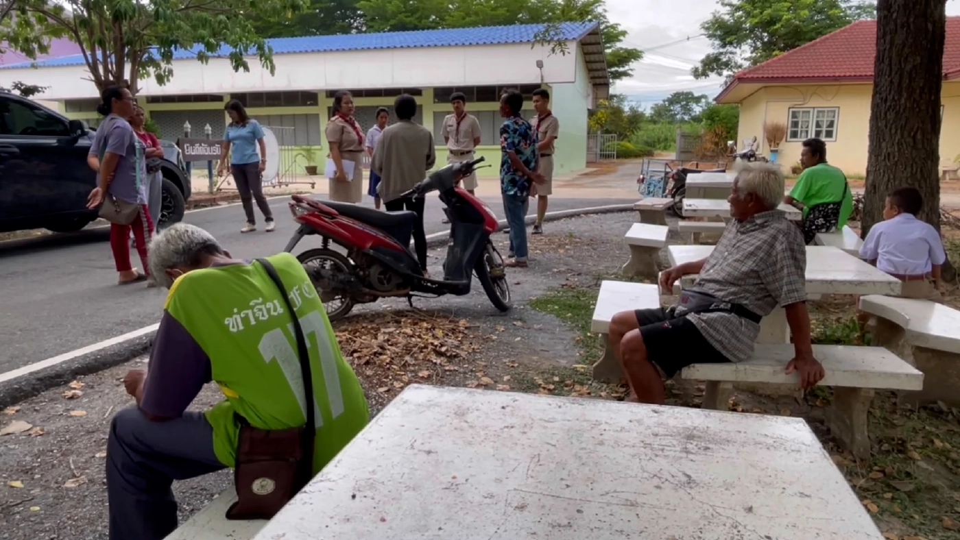 ใครผิด? ผู้ปกครองร้อง ครูชื่อดังตี ด่าหยาบคายเด็ก เหตุเก็บเงินได้ไม่ส่งคืน