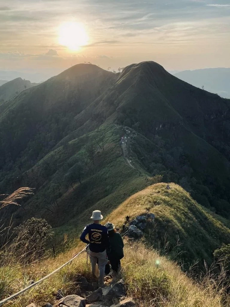 "เขาช้างเผือก" อุทยานแห่งชาติทองผาภูมิ จุดชมวิว 360 องศา