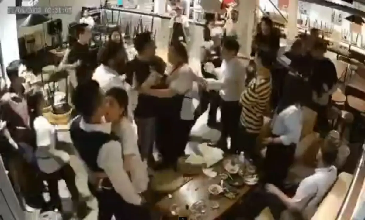 วงจรปิดเหตุวิวาท สส.ก้าวไกล - หนุ่มกร่าง ร้านย่านเอกมัย