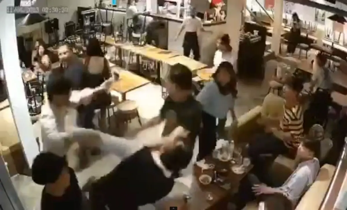 วงจรปิดเหตุวิวาท สส.ก้าวไกล - หนุ่มกร่าง ร้านย่านเอกมัย