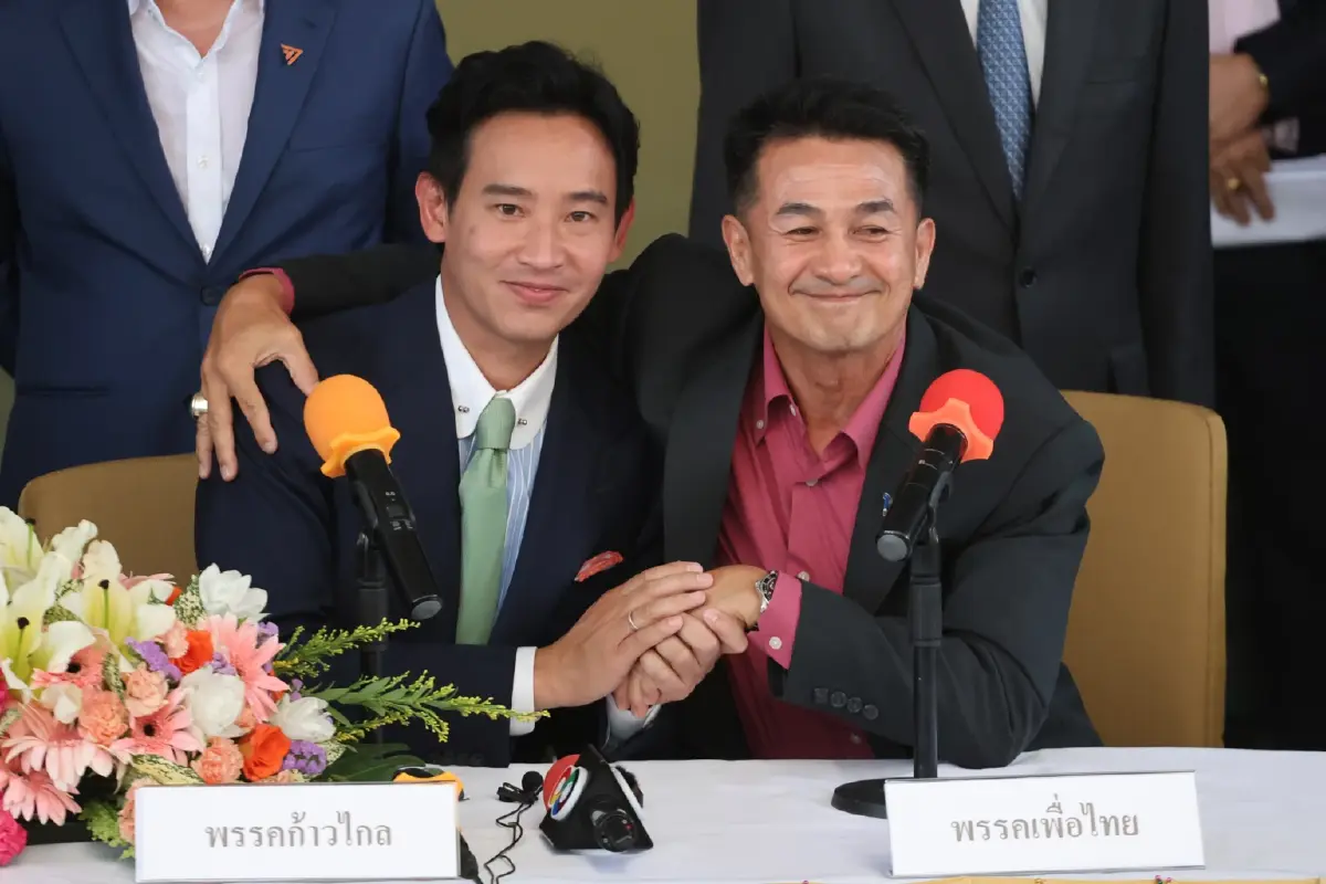 "เพื่อไทย"หน้าชื่นอกตรม น้ำผึ้งขมตั้งรัฐบาล