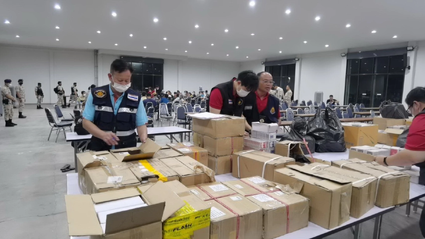 เด้ง 5 เสือ สภ.ช้างเผือก หลังกรมการปกครองบุกทลายบ่อนเชียงใหม่ 