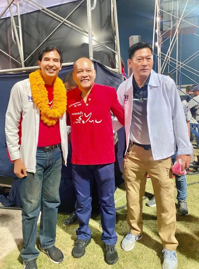 เปิดประวัติ "เด็จพี่-พร้อมพงศ์" ในวันที่คัมแบ็ก