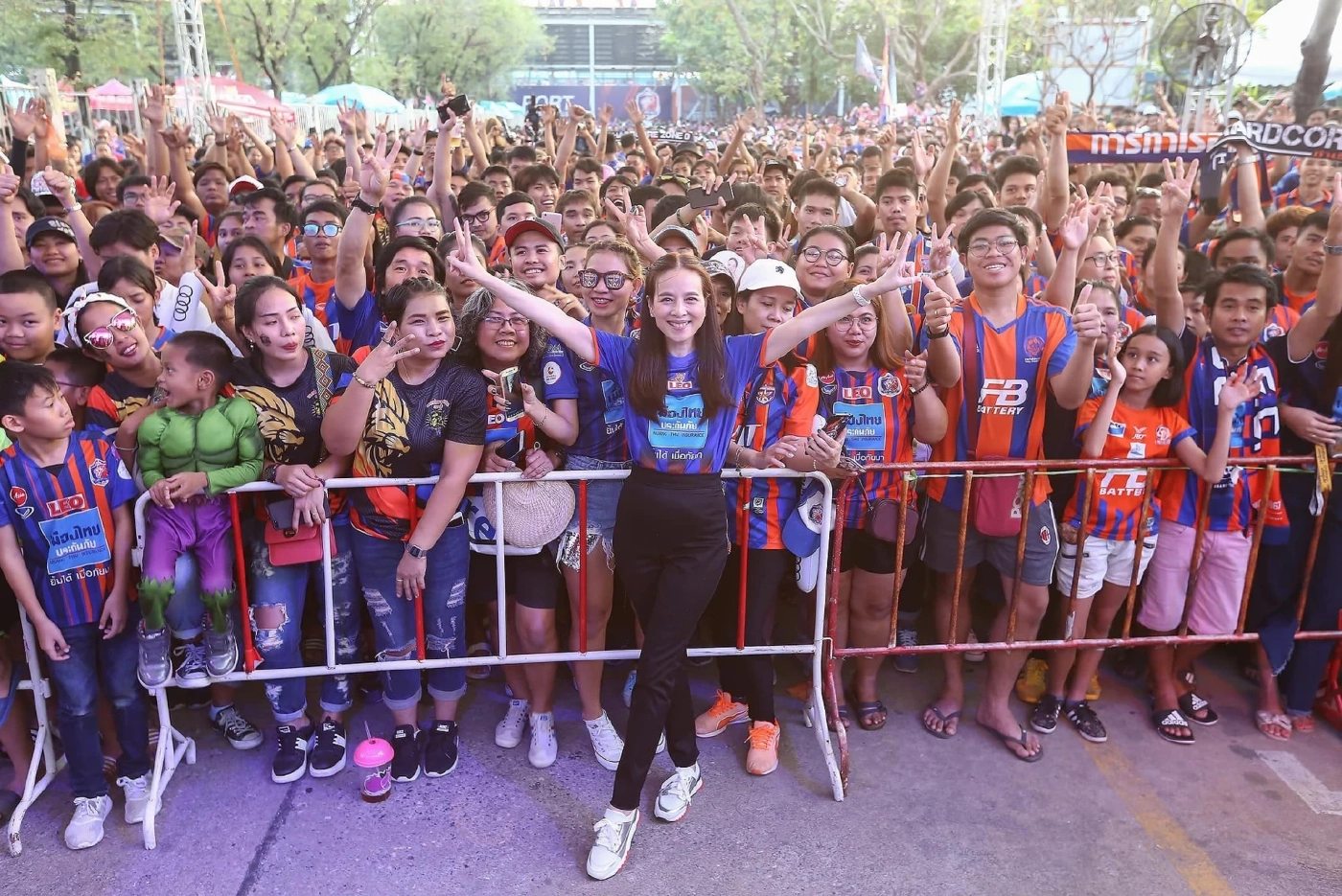 "มาดามแป้ง" เปิดตัว! ประกาศลงชิงตำแหน่งนายกบอลไทย