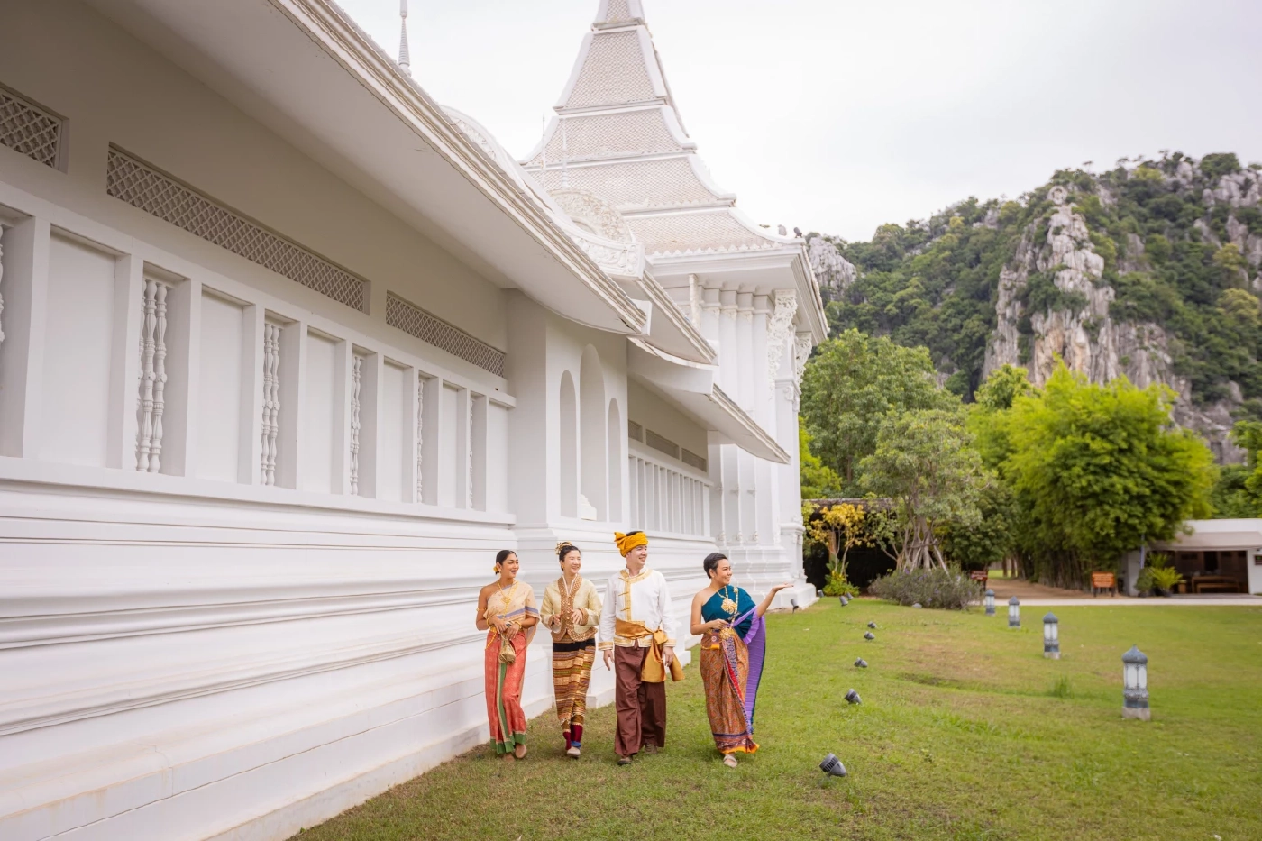 เข้าพรรษานี้พาไป "หอมนสิการ" ธรรมะแกลเลอรี่ คอมมูนิตี้กลางหุบเขา