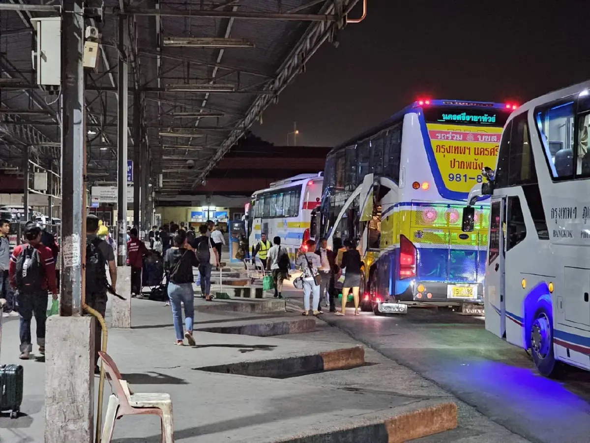 บขส.จัดรถโดยสาร 3,500 เที่ยว รับคนภูธรกลับเข้ากรุงเทพฯ