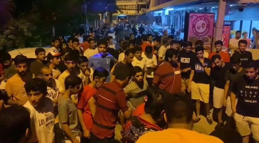 แก๊งคูเวตนับ 100 ล้อมขวางกู้ภัยฯ ขณะช่วยเหลือเพื่อนร่วมชาติ แว้น จยย. ล้มเจ็บ