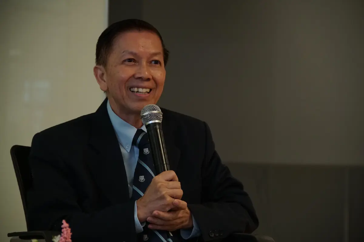 อ.สุรชาติ บำรุงสุข