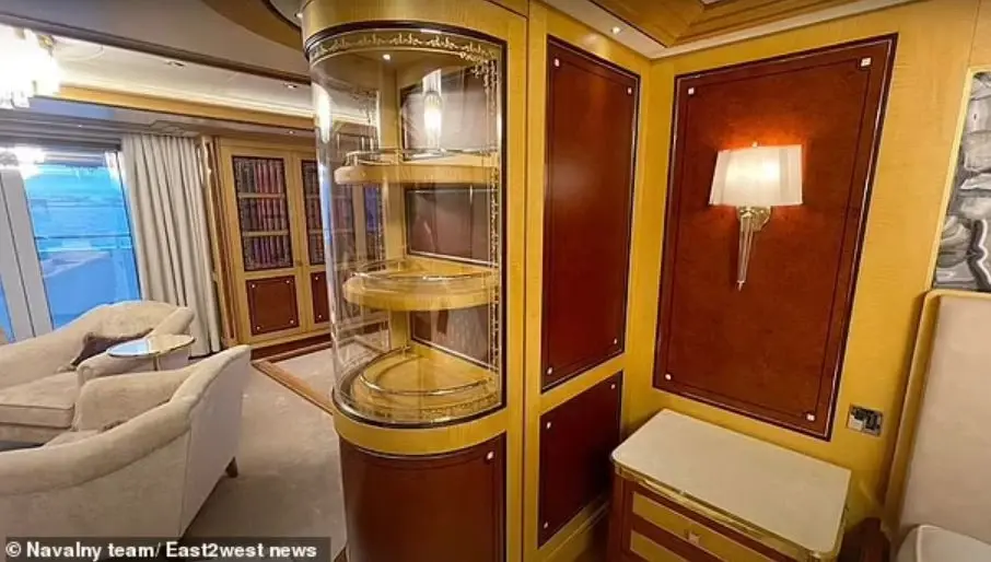 เรือยอร์ชหรูราคากว่า 4,000 ล้าน ของ 'ปูติน'
