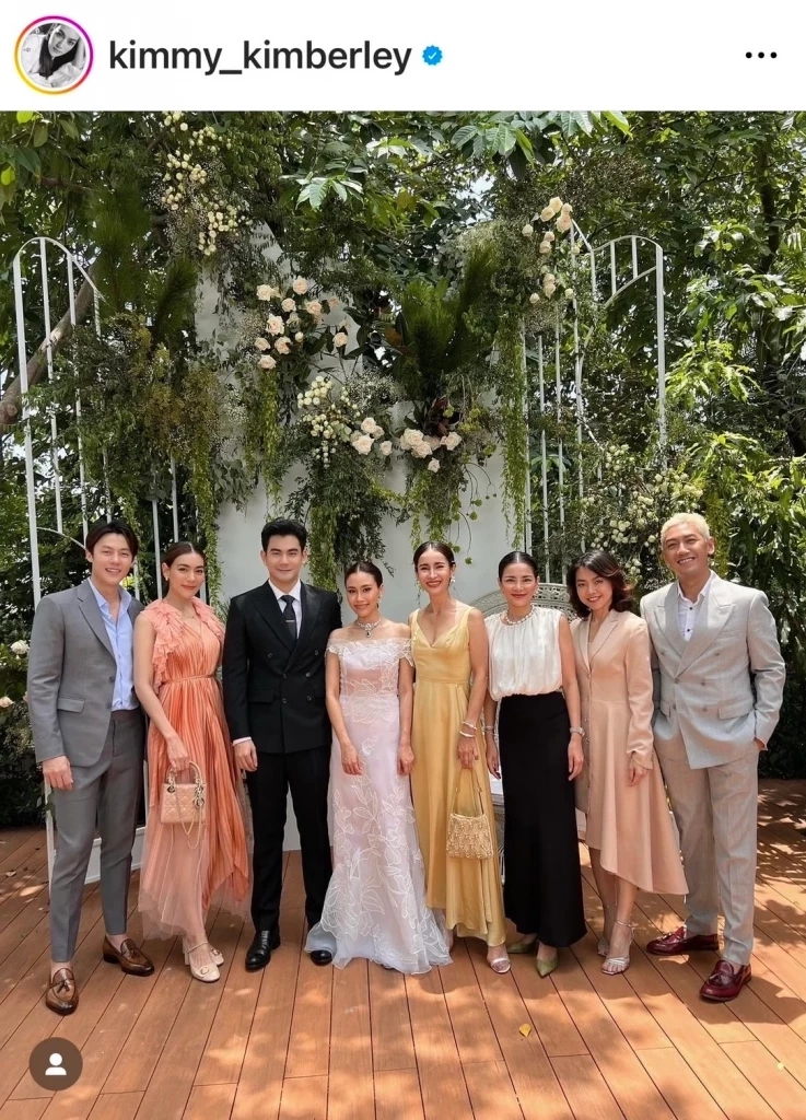 คนบันเทิงร่วมยินดี  ฌอห์ณ จูงมือคนรัก เพชร ภิพัชรา เข้าพิธีหมั้นแล้ว