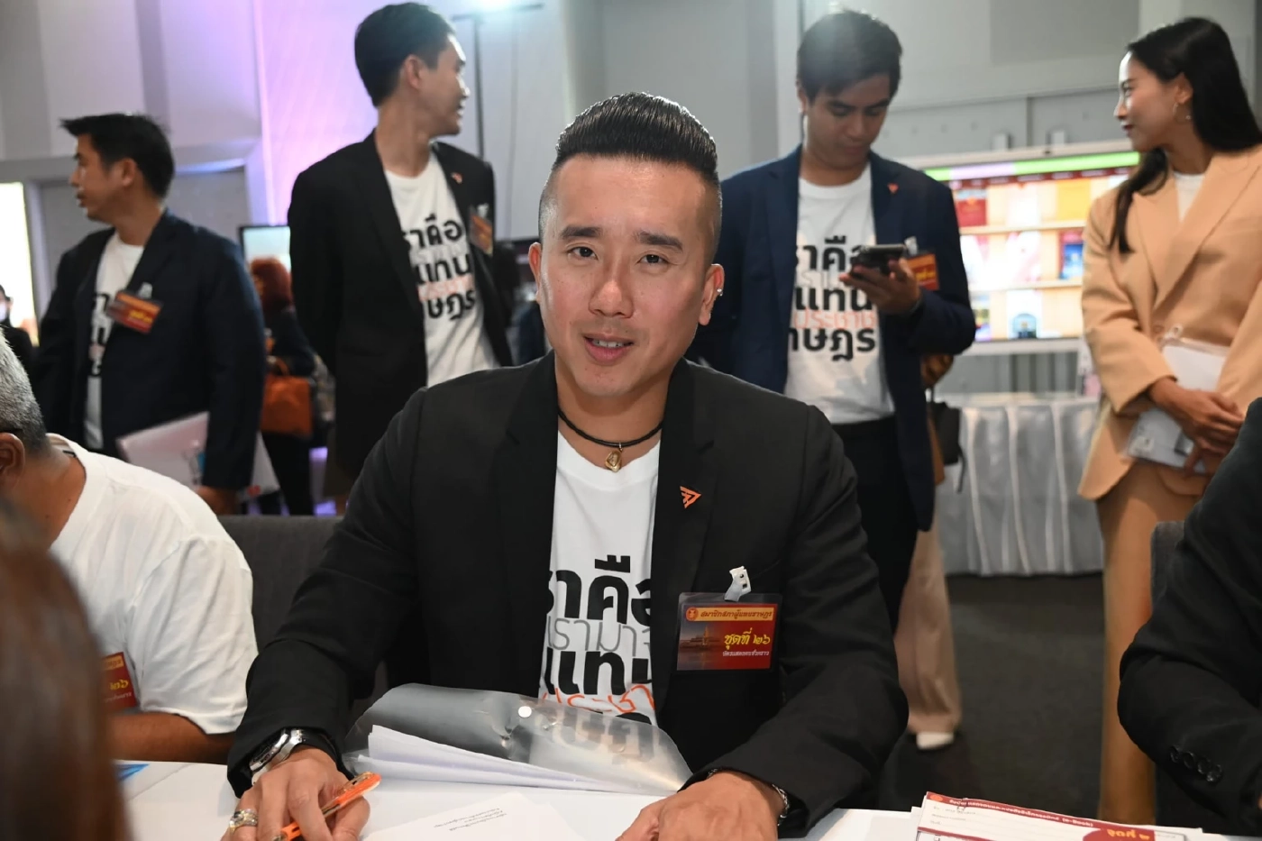 พลิกประวัติ "สส.ต้นกล้า" ผู้แทนราษฎรหน้าใหม่ จากพรรคก้าวไกล