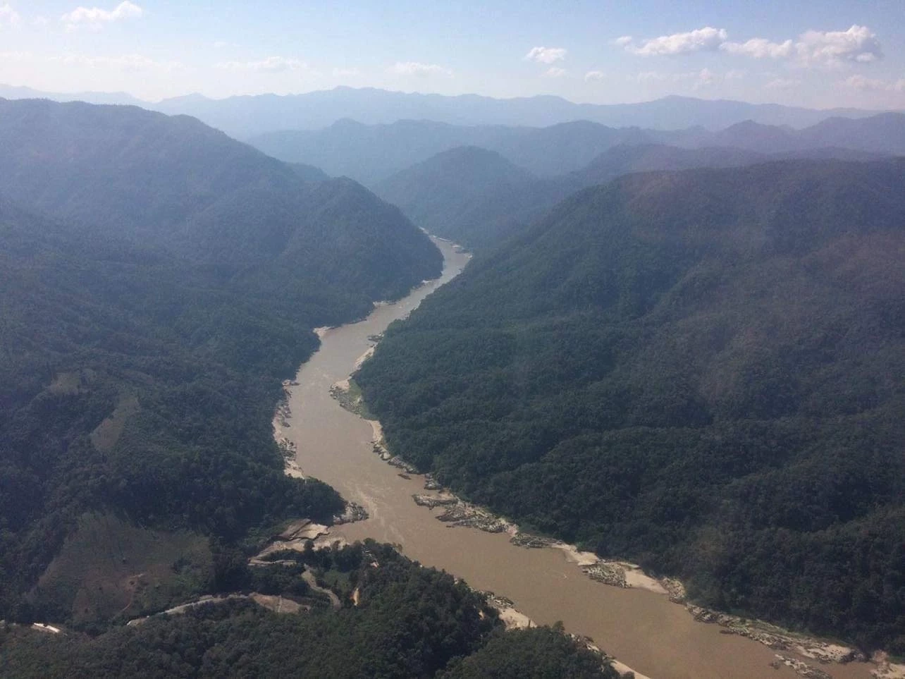 คนทำงานชายแดนสุดทน จี้ฝ่ายนิติบัญญัติ หามาตรการคุ้มครอง ปชช. จากภัยสงคราม