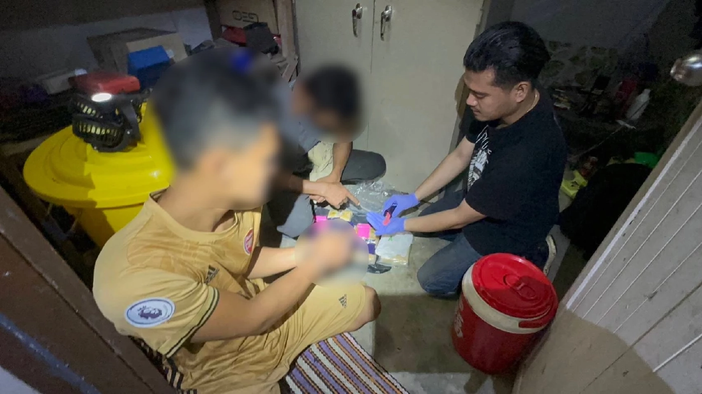 จับแก๊งค้ายาเมืองยะลา พร้อมของกลางยาบ้ากว่า 2 แสนเม็ด