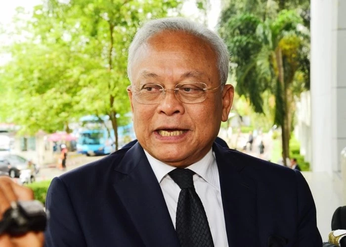 สุเทพ เทือกสุบรรณ อดีตรองนายกรัฐมนตรี 