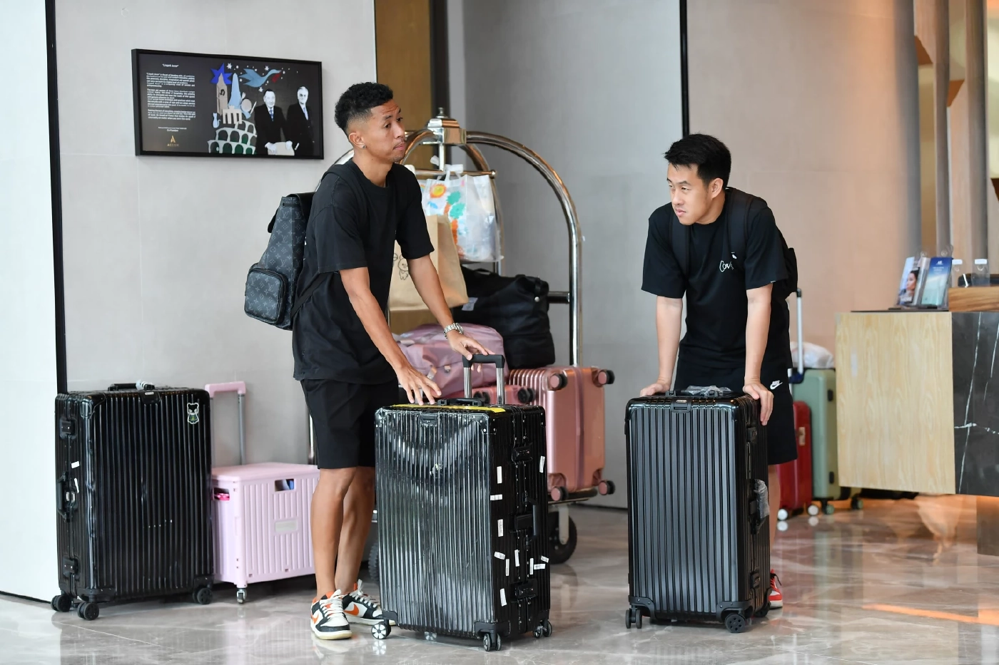 "มาโน่" หวังผลงาน "ช้างศึก" ต้องดีกว่าเดิม-เย็นนี้เผยใครจะมาแทน "เจ"