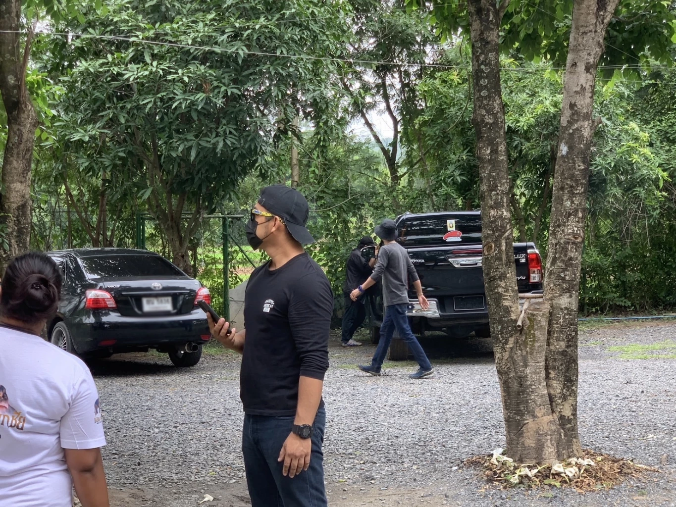 ชายชุดดำเข้าชม"พลายเอกชัย"มีพิรุธ เผยกำลังพิสูจน์คชลักษณ์ น้อมเกล้าถวายในหลวง