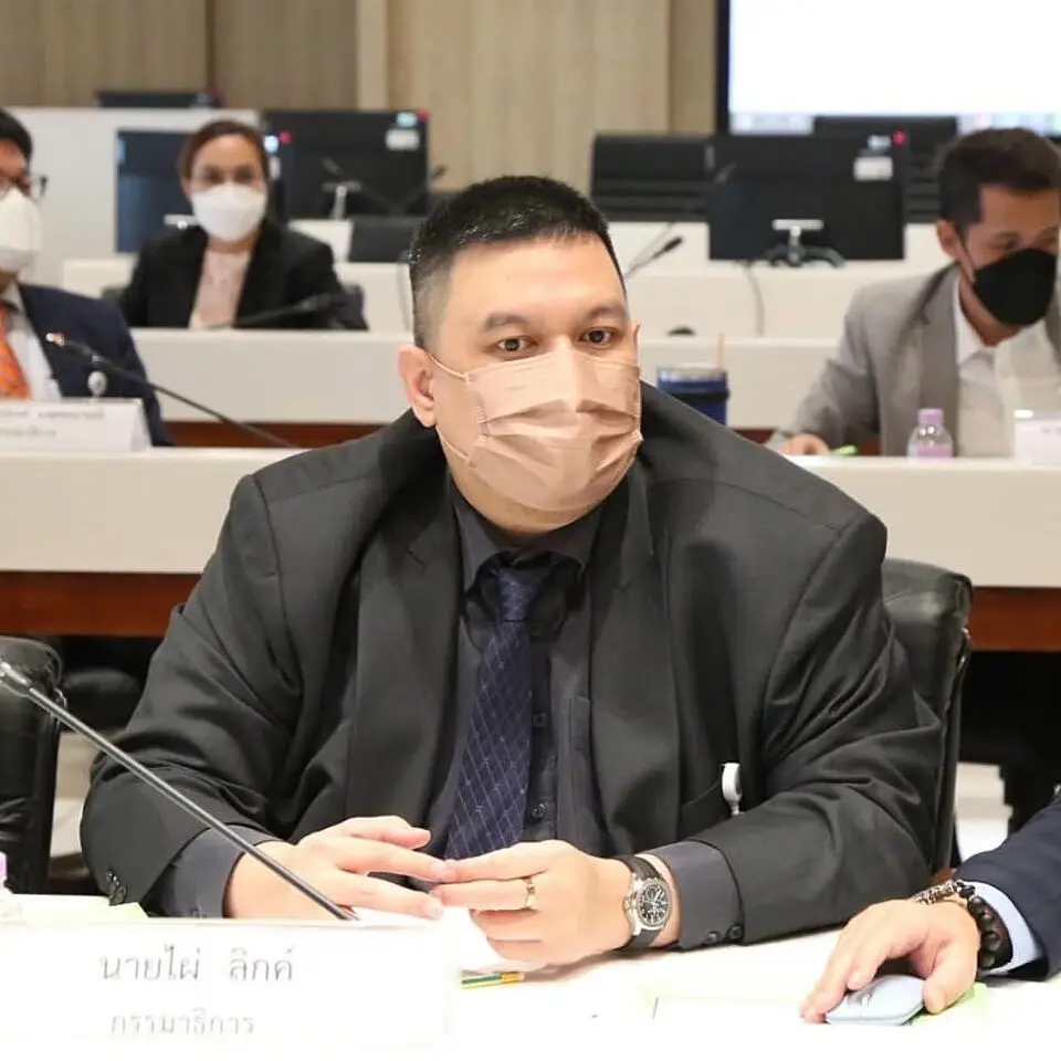 ไผ่ ลิกค์ สส.จังหวัดกำแพงเพชร พรรคพลังประชารัฐ (พปชร.) 
