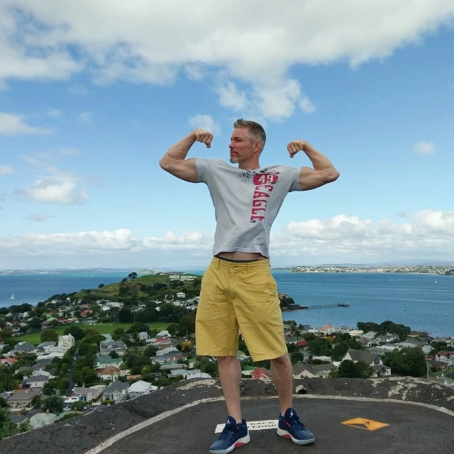 ‘ปีเตอร์’ เล่าเส้นทางรัก 12 ปี เผยความรู้สึกแฟนสาวโดนบูลลี่ว่าไม่เหมาะสม