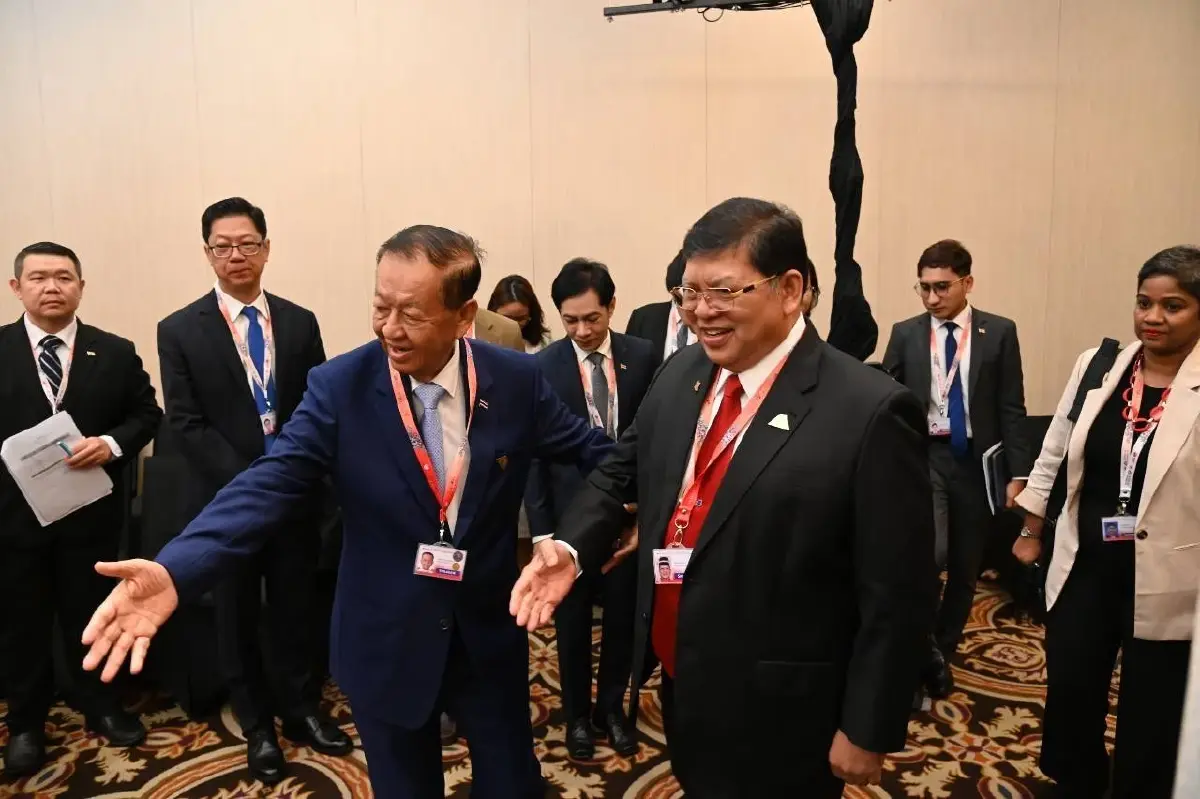 "วันนอร์" หวังดันราคายางพารา แก้ปัญหาประมงผ่านเวที AIPA