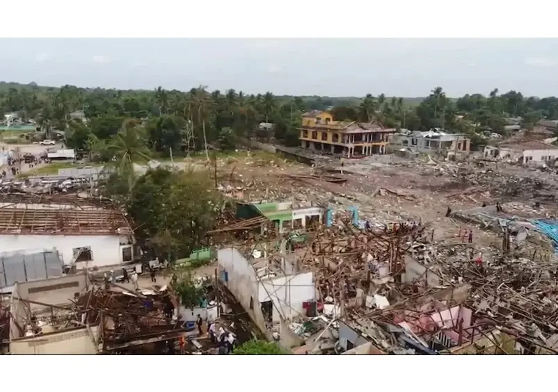 สภาพพื้นที่ หลังโกดังเก็บพลุ ย่านตลาดมูโนะระเบิด