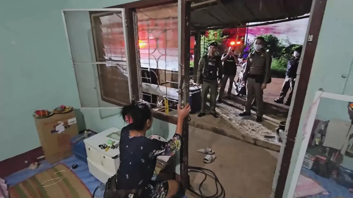 ร่องรอยในห้อง นางถาวร แสงอรุณ อายุ 50 ปี ชาว สปป.ลาว