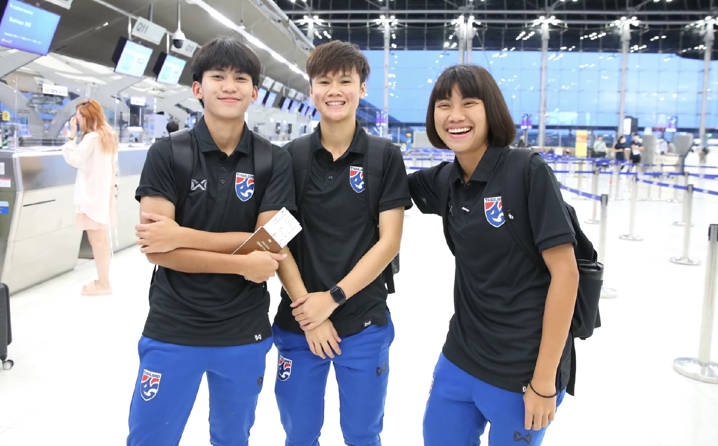 "ฟุตบอลหญิงทีมชาติไทย" ลัดฟ้าเตรียมอุ่นแข้ง "ฮ่องกง" ก่อนลุยเอเชียนเกมส์