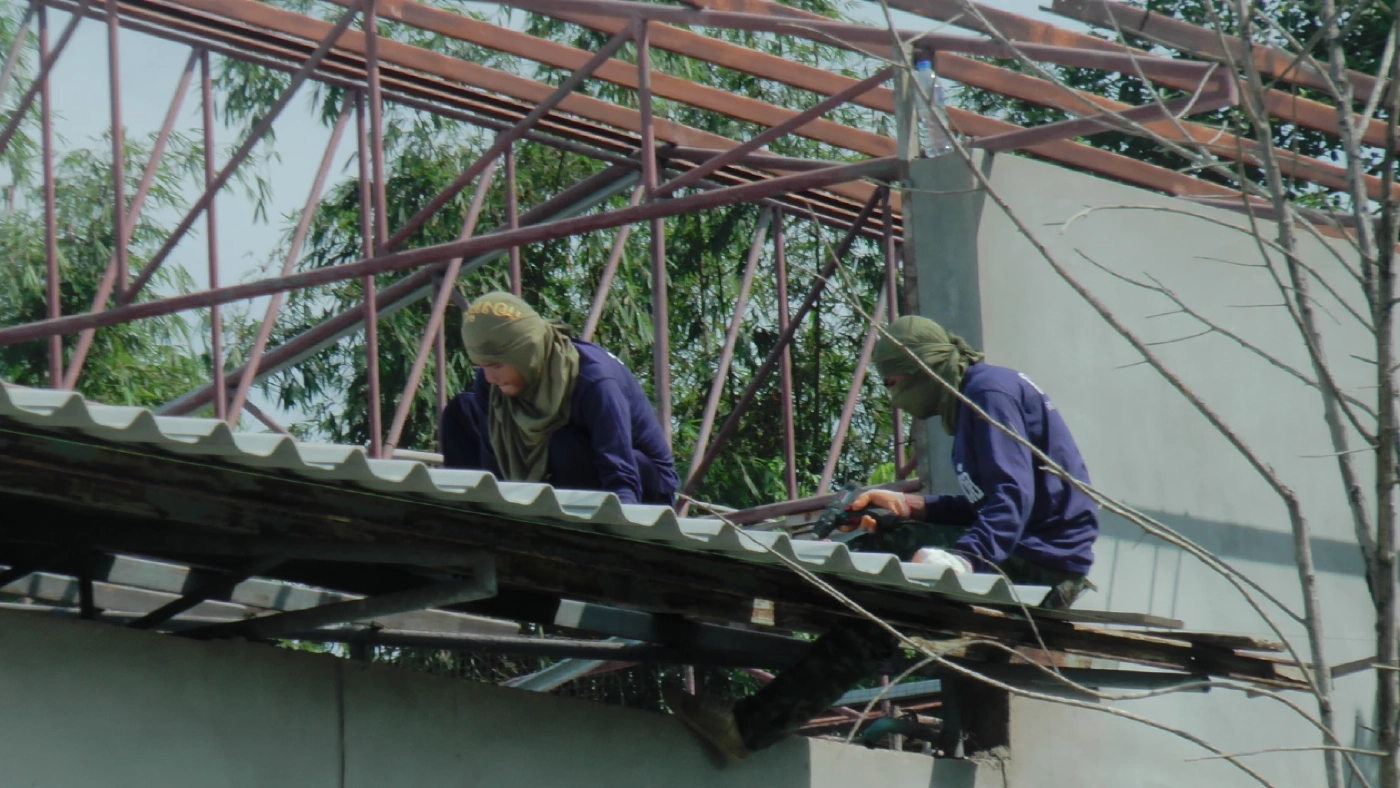 ทหารทัพภาค 4 เร่งซ่อมบ้านมูโน๊ะ เหตุ"โกดังพลุระเบิด" 682 หลัง เสียหาย 50 ล้าน