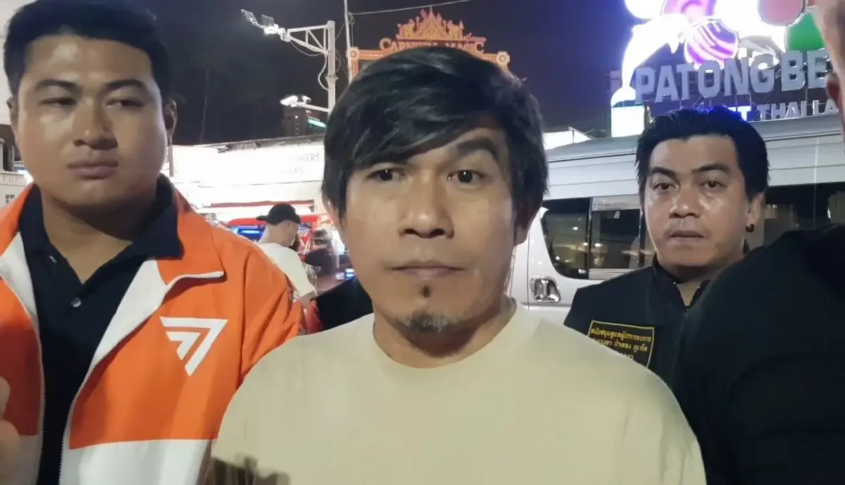 นทท.ต่างชาติ อัดคลิปขอโทษ ทำคอนเทนต์พ่นควันกัญชา ทั่วซอยบางลา