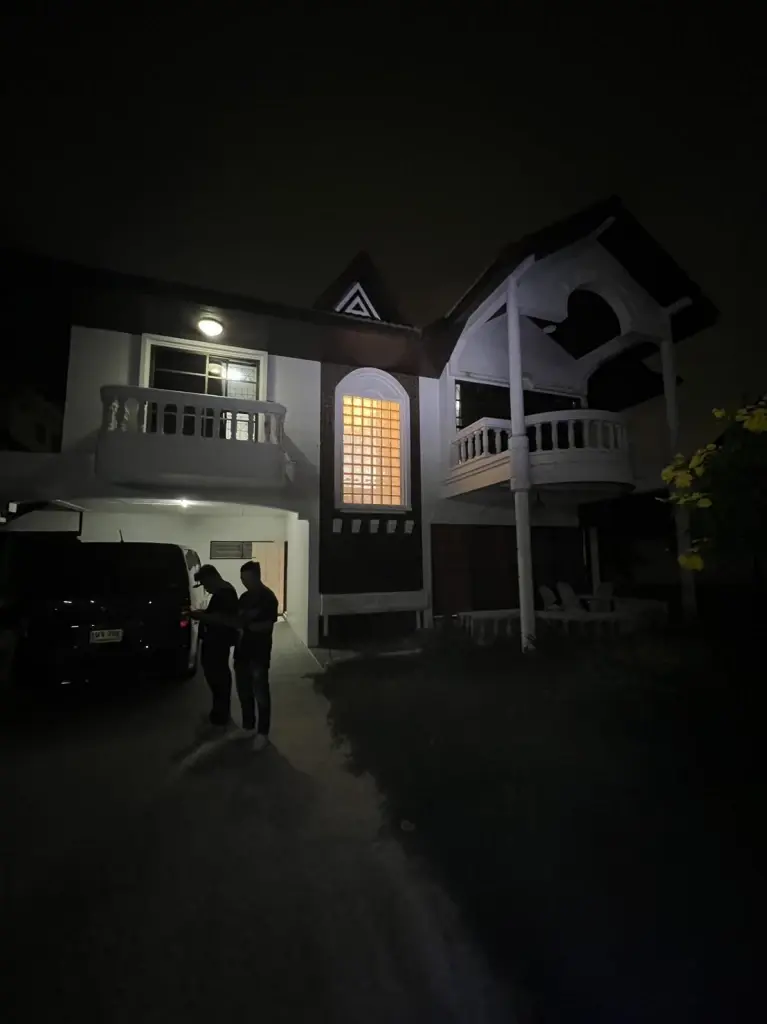 บ้านพักที่ใช้กักขัง ในซอยปุณวิถี 47 แขวงบางจาก เขตพระโขนง กรุงเทพฯ