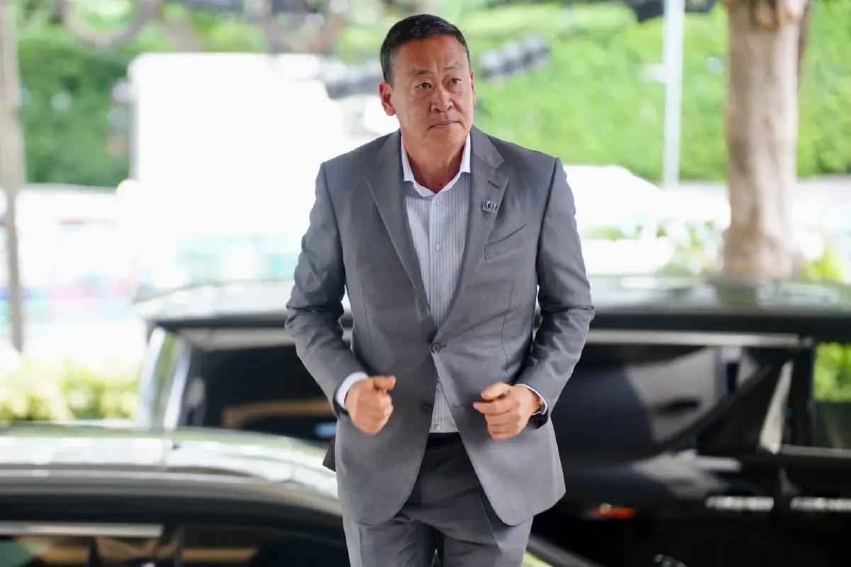 ถูกรุมกินโต๊ะ! โจทย์ยาก "เพื่อไทย" ตั้งรัฐบาล กลืนไม่เข้าคายไม่ออก