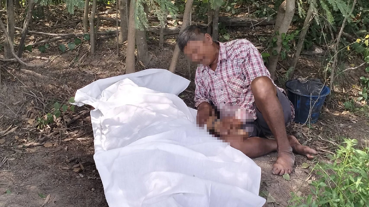 สลด! หนุ่มสุพรรณ "เผาซังข้าว" สำลักควันดับคาทุ่งนา ทั้งที่มีการรณรงค์ห้าม