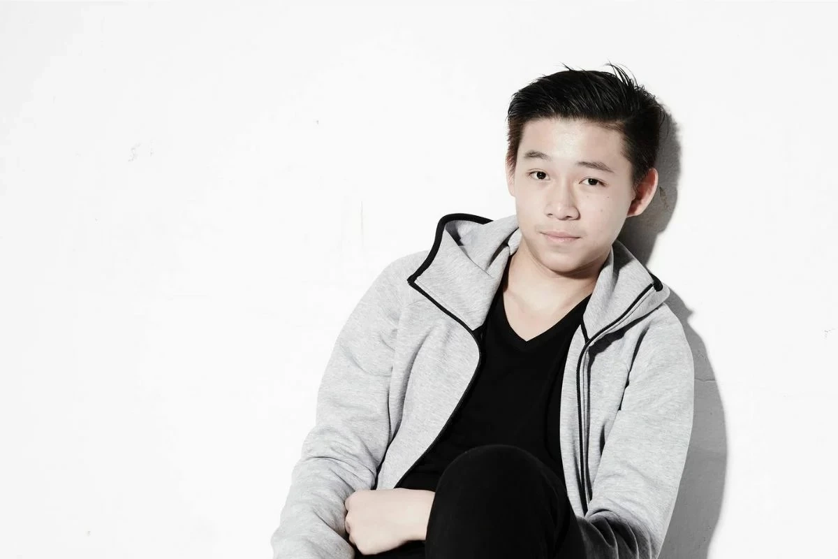 รู้จัก "วิว" กุลวุฒิ วิทิตศานต์ ดีกรีแชมป์แบดมินตันมือ 3 ของโลก คนล่าสุด