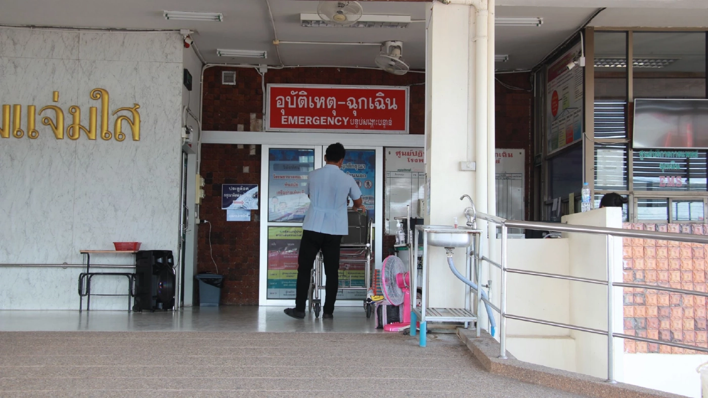 คดีสาดน้ำกรด"น้องอั้ม"ยังเงียบ แม่วอนตร.เร่งจับ ปักใจกลุ่มอดีตแฟนก่อเหตุ