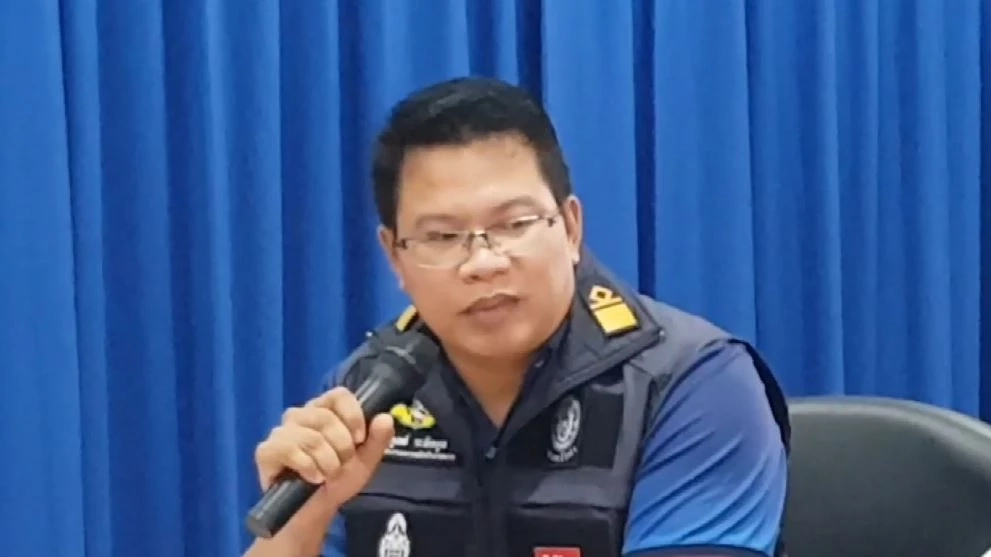 กัปตันเรือสปีดโบ๊ท แจงเหตุผลขับฝ่าคลื่นยักษ์ ชี้ เลี้ยวหัวกลับอันตรายกว่า