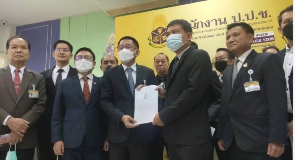 อดีตฝ่ายค้าน ยื่นฟ้องป.ป.ช.หลังอภิปรายไม่ไว้วางใจ