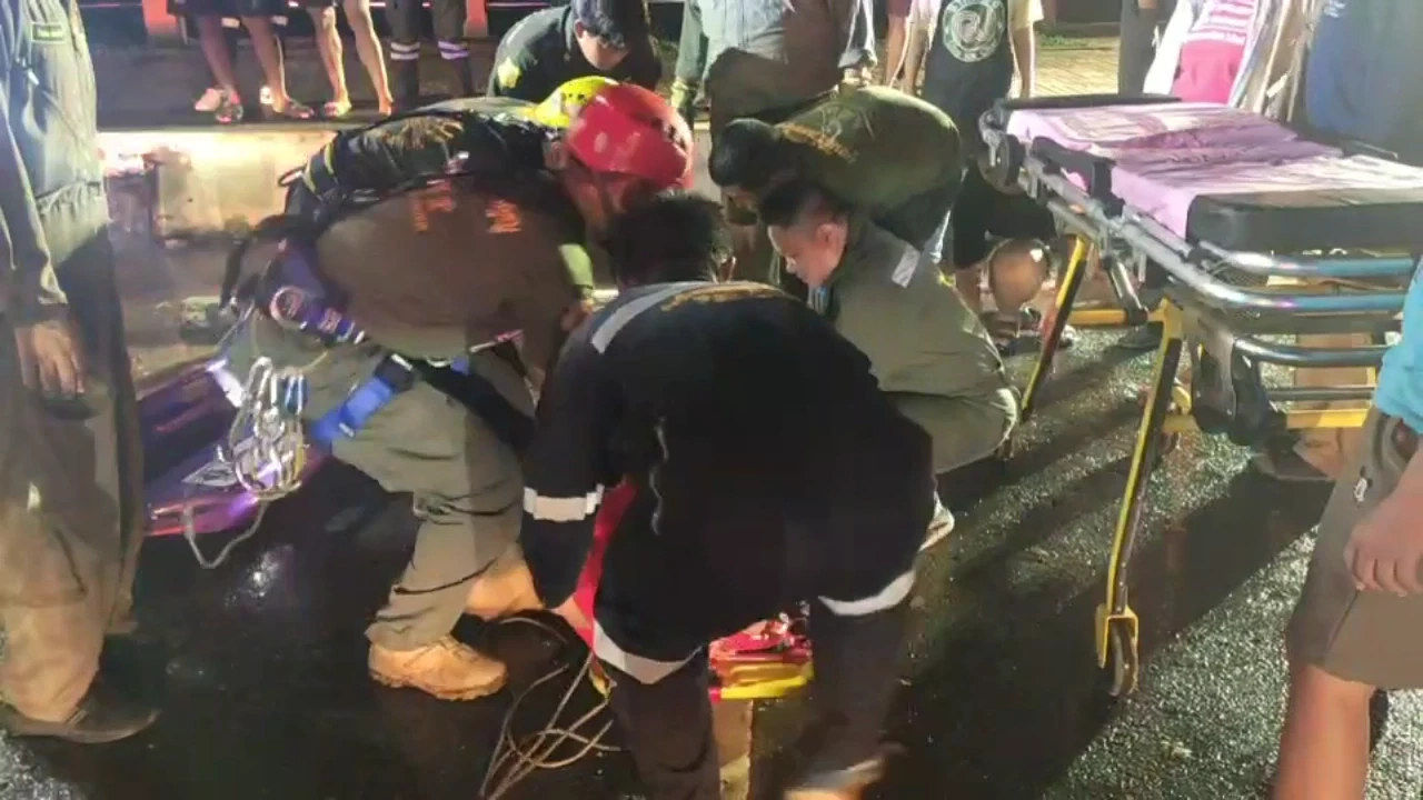 กู้ภัยฯช่วยทุลักทุเล หนุ่มน้อยใจแฟนสาว พลัดตก"สะพานห้วยตอง"ช่วงเหวลึก