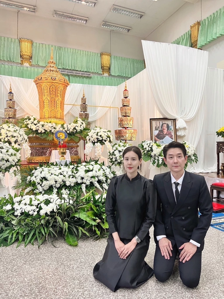 คนบันเทิงร่วมอาลัย "เจี๊ยบ พิจิตตรา" สุดเศร้าสูญเสียคุณยายอันเป็นที่รัก