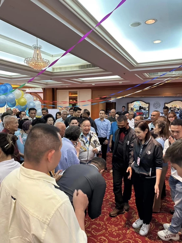 ลุงป้อมขอทุกคน "รักกันไว้เถิด" เป็นของขวัญวันเกิดปีนี้