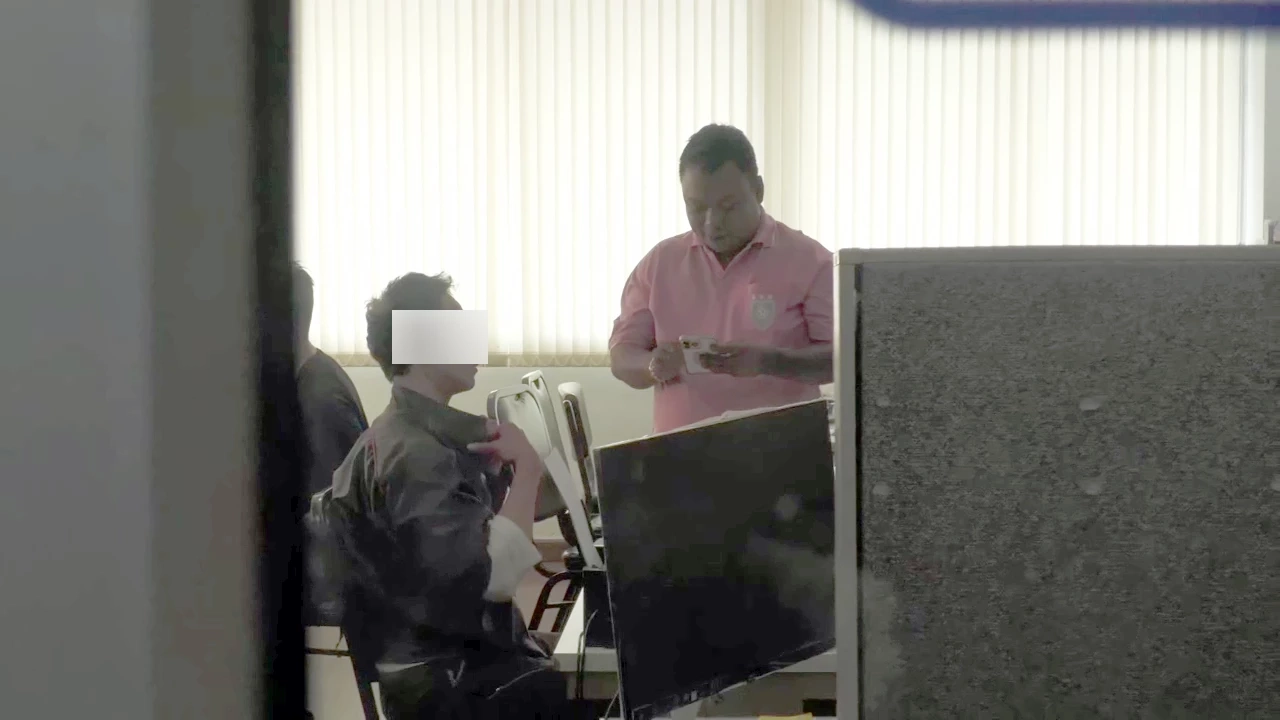 ร้อง"กัน จอมพลัง"ช่วย บุกรวบพ่อแท้ๆ ทำร้ายลูก 14 ปี ถ่ายคลิปข่มขู่เมีย