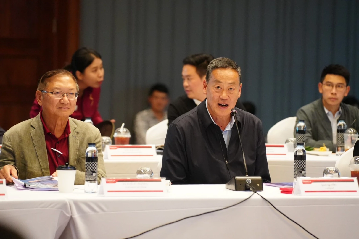 "เศรษฐา" หารือผู้ประกอบการเอกชนภูเก็ต หวังฟื้นเศรษฐกิจไตรมาส 4