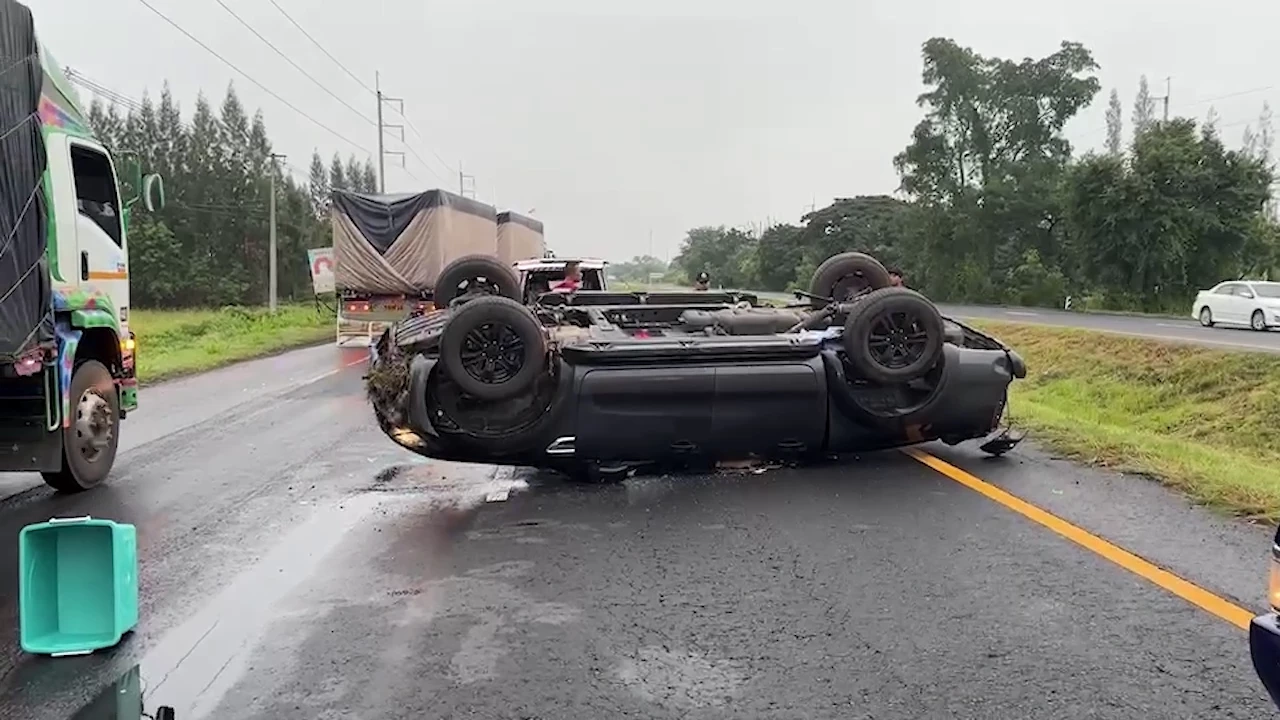 "แอน นภาพร" นักร้องหมอลำดาวรุ่ง ประสบอุบัติเหตุเสียชีวิต