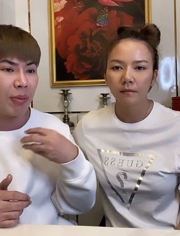 ต่อไปเจอขอไม่ไหว้  'จ๊ะ-เอม' ไลฟ์โต้  'ตั๊กแตน' ถามไหนหลักฐานที่ด่าขอดูหน่อย