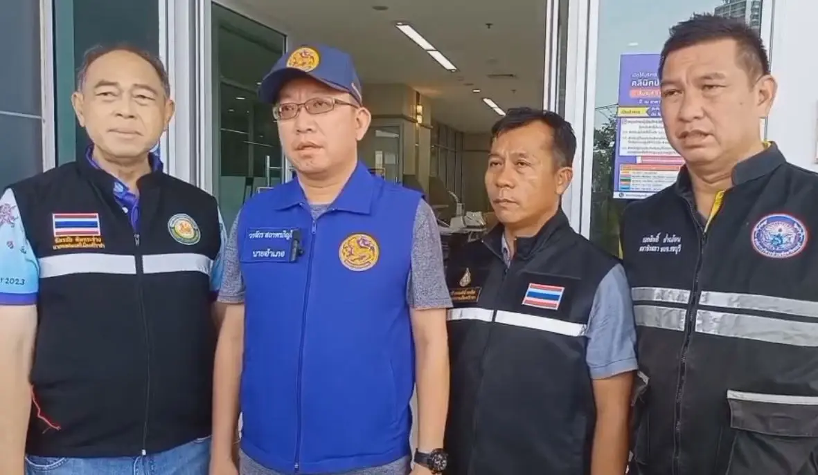 ไฟไหม้ตึก 150 ปี รพ.สมเด็จพระบรมราชเทวี ณ ศรีราชา คาดไฟฟ้าลัดวงจร