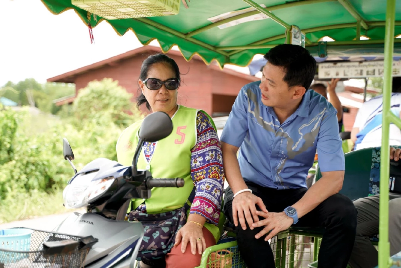 ดร.เอ้ ช่วยนพ.บัญญัติ หาเสีนงเลือกตั้งซ่อม เขต 3 ระยอง