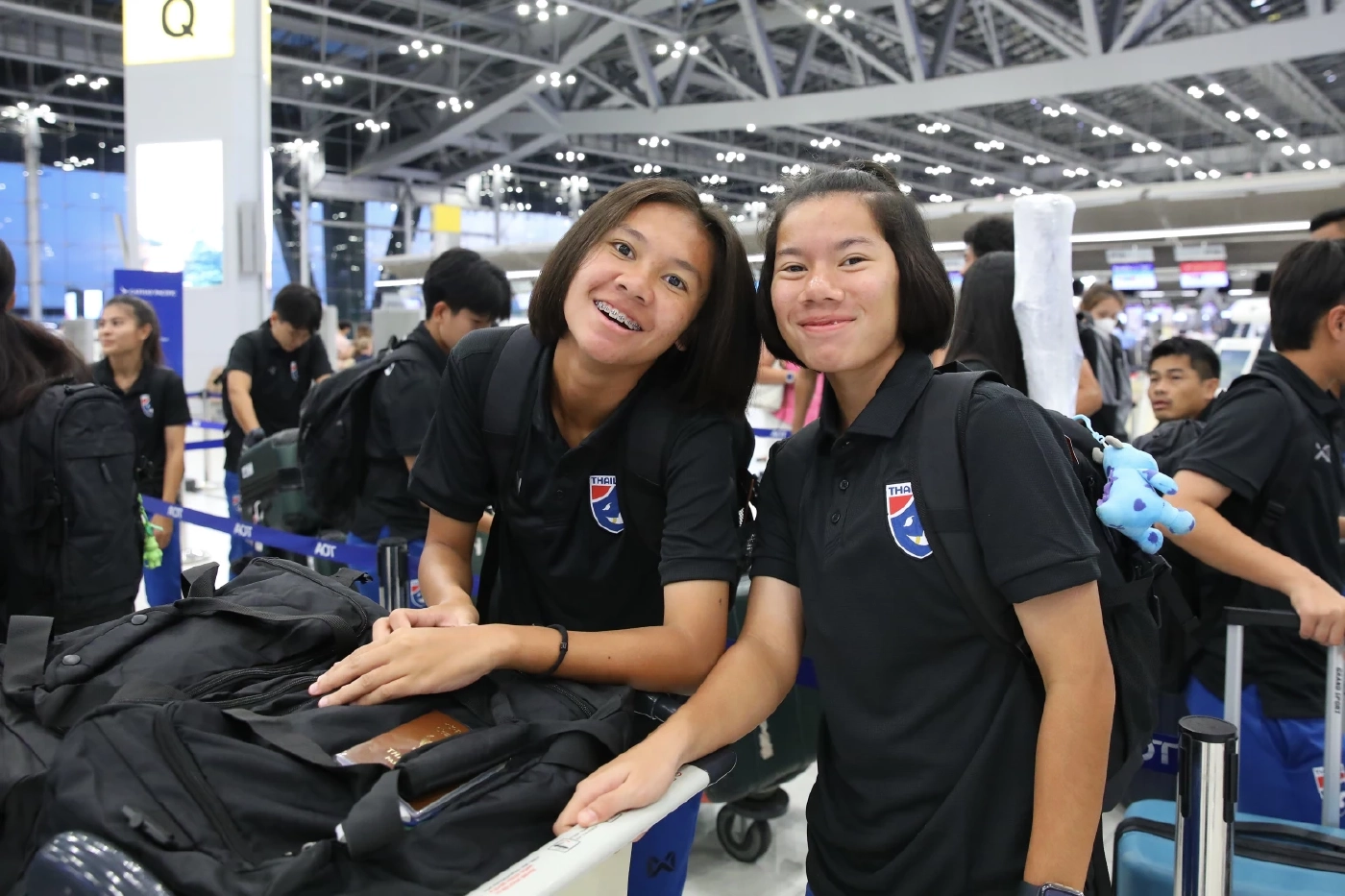 "ฟุตบอลหญิงทีมชาติไทย" ลัดฟ้าเตรียมอุ่นแข้ง "ฮ่องกง" ก่อนลุยเอเชียนเกมส์