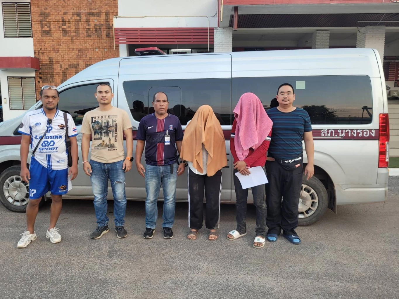 รวบ 2 ผู้ต้องสงสัย สาดน้ำกรด "น้องอั้ม" สาว ม.6 ตร.มั่นใจขอศาลออกหมายจับ