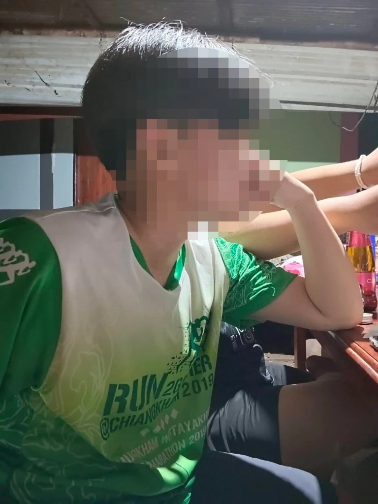 สาวทอมต้นเรื่อง