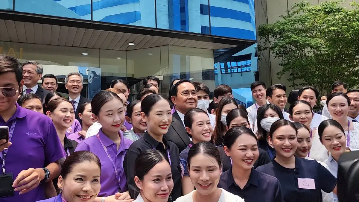 นายกฯ ชื่นชมการบินไทยฟื้นฟูเร็ว มีเงินสดบริหารหนี้ 5 หมื่นล้าน